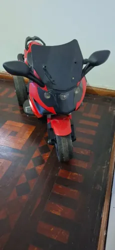 Moto elétrica infantil!