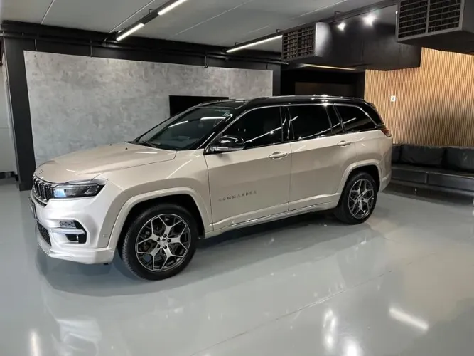 Jeep Commander Overland T270 1.3 TB Flex AUT 2025