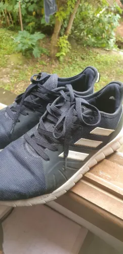 Tênis Adidas Original Tamanho 43