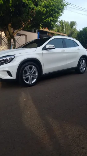Mercedes-Benz GLA 200 Vision 1.6/1.6 TB 16V Flex Aut. 2015