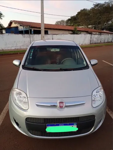 Fiat Palio Attractive 1.0 EVO Fire Flex 8V 5P 2014