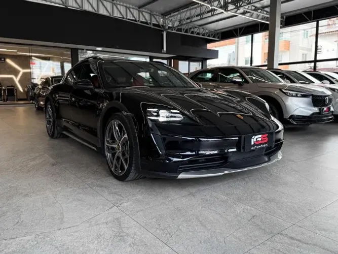Porsche Taycan 4 Cross Turismo (elétrico) 2023