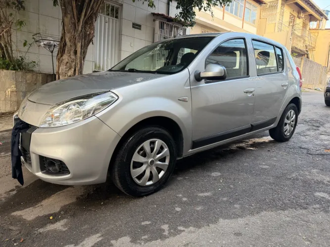 Renault Sandero Expression Hi-flex 1.6 8V 5P 2012