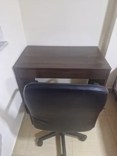 Escrivaninha + Cadeira