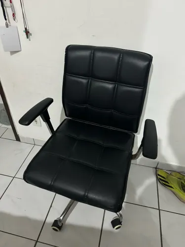 CADEIRA DE ESCRITÓRIO CEO - MARCA Tok&Stok