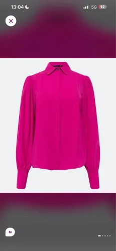 camisa com manga bufante e punho largo rosa fuchsia