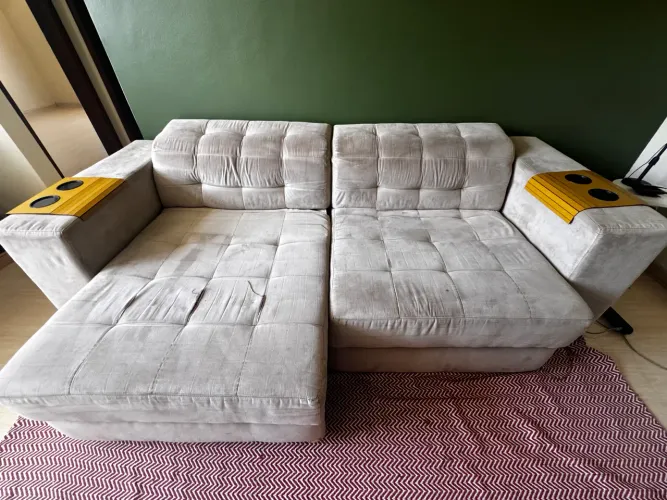 Sofá cama retrátil seminovo