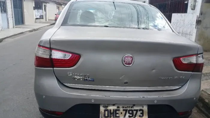 Fiat Grand Siena Essence 1.6 Flex 16V 2014