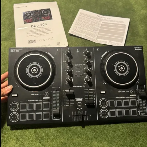Ddj 200