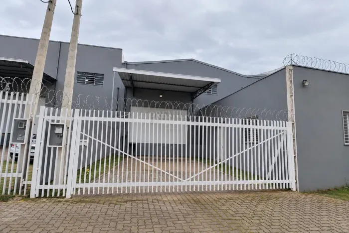 Barracão para alugar no Pinheirinho