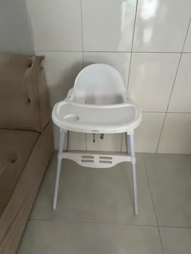 Cadeirinha de alimentação cosco