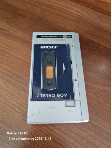 Walkman UNICEF Funcionando .