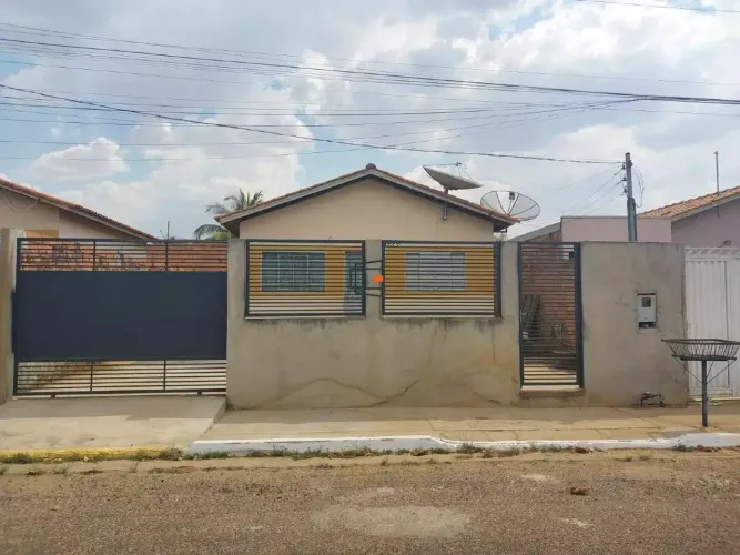 IMÓVEL DE OCASIÃO  Primeiras rua do Bairro Padre Onesto Costa