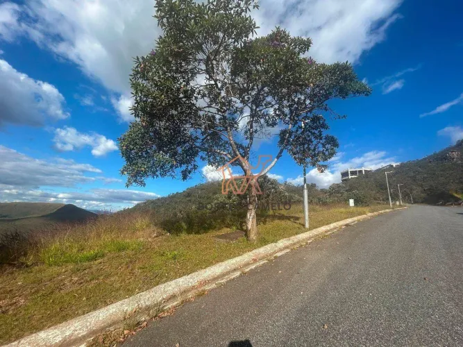 Terreno à venda, 2883 m² por R$ 1.690.000,00 - Morro Do Chapéu - Nova Lima/MG