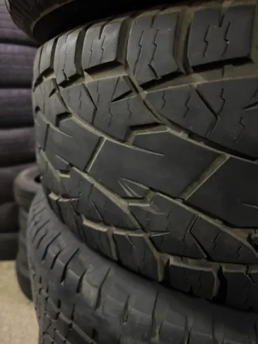 Pneu Aro 17 Camionete 265/65R17 - Sem defeitos, original e com garantia