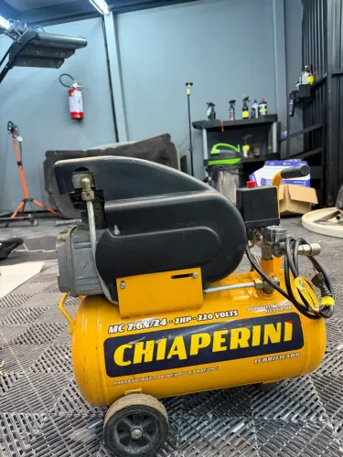 Compressor de Ar 24 Litros