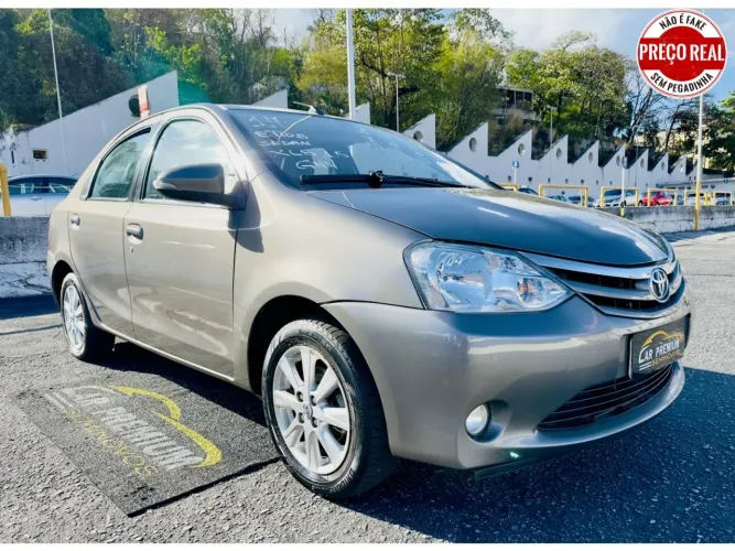 Toyota Etios XLS Sedan 1.5 Flex 16V 4P Aut. 2017