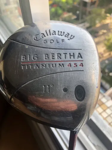 Driver de Golfe Callaway Big Bertha Titanium 454 com 11 Graus de Loft