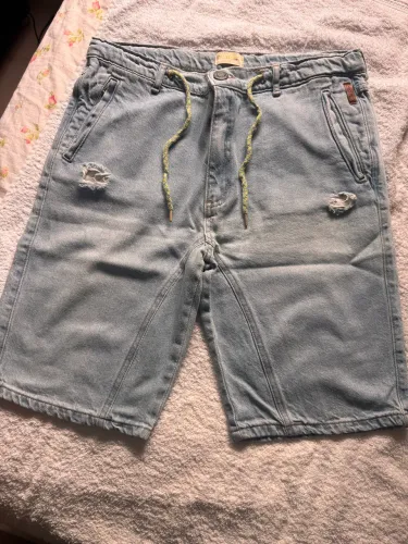 DESAPEGO DE ROUPAS MASCULINAS JUVENIS ?