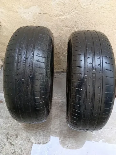 Par de pneus 185-60/R15 SEM CÂMARA 