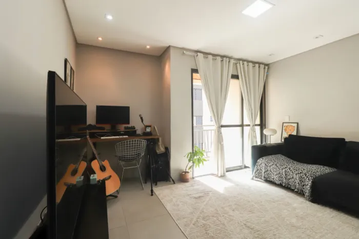Apartamento para venda e locação em Chácara Inglesa com 1 quarto, sendo 1 suíte, 59m²