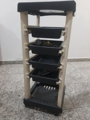 Carrinho auxiliar de cabeleireiro 