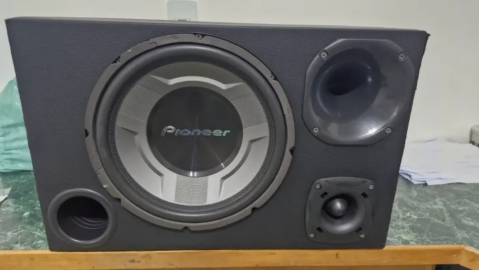 Vendo caixa trio nova Pionner Corneta e Twitter Selenium