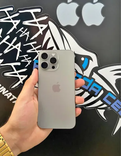 iPhone 15 Pro Max à venda - Estado de Novo!