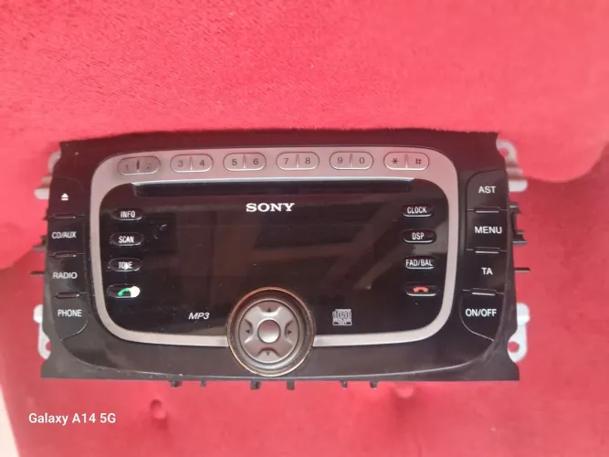 Vendo Rádio automóvel ? 600 reais