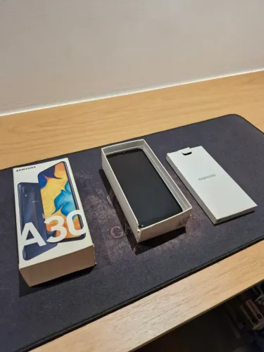 Galaxy a30 para retirada de peças