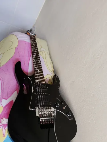 Guitarra Ibanez 