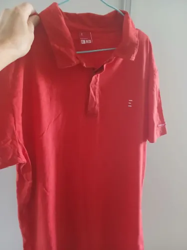 Blusa masculina vermelha 