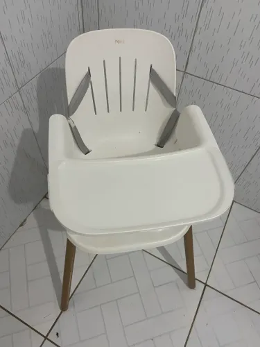 Cadeira de alimentação