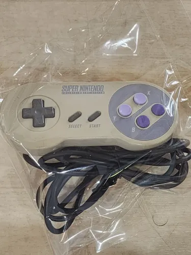 O classico que não perde a graça Controle Original de Snes