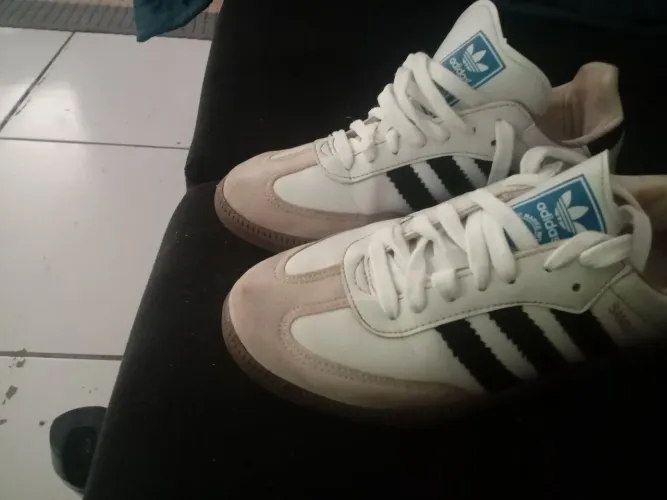 Tenis adidas samba pouco usado