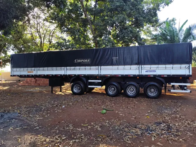 Carreta LS quarto eixo 