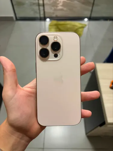 iphone 16 pro