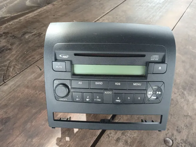 Rádio toca CD Fiat palio estrada siena