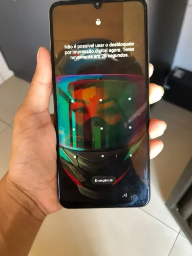 Realme note 70 256 gigas . Dourado semi-novo