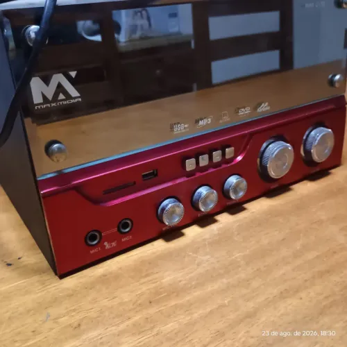 Subwoofer MAX-2570 para reparo ou retirada de peças
