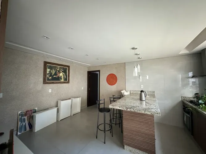 CASA SEMI MOBILIADA PARA LOCAÇÃO  R$ 3.900,00 - VICENTE PIRES