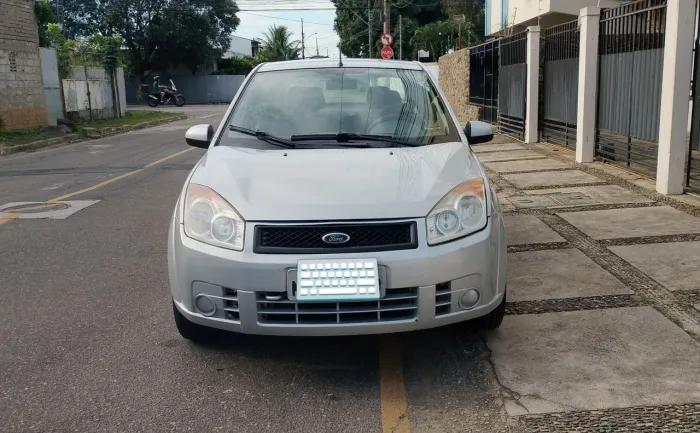 Ford Fiesta Sed. 1.6 8V Flex 4P 2009