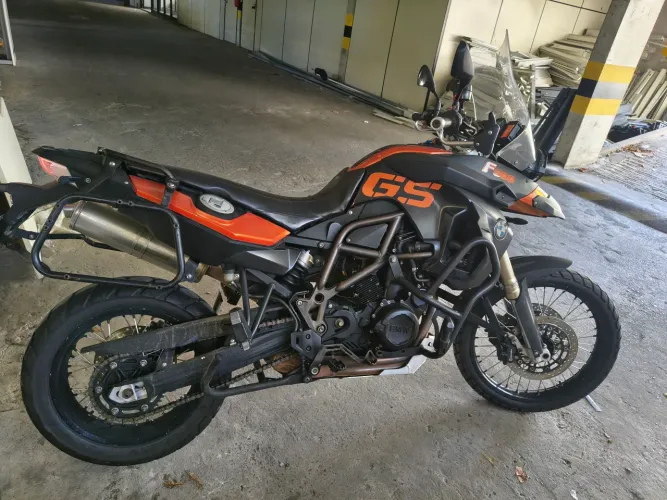 BMW F800