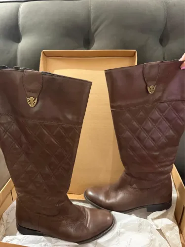 Bota feminina 38 cano longo com alargamento na panturrilha