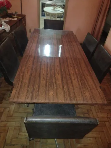 Mesa de Jantar Extensível Vintage + 6 Cadeiras Giratórias Estofadas