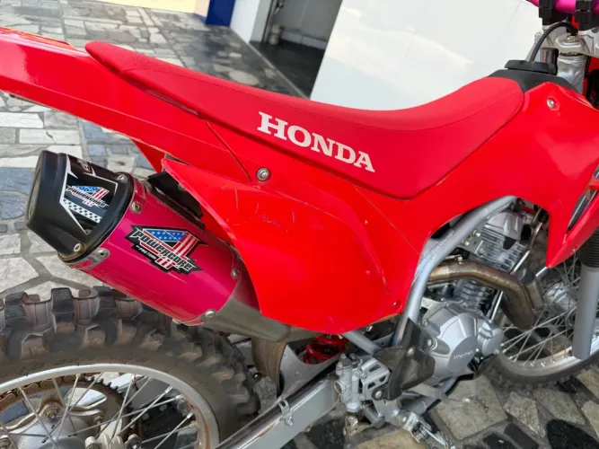 Escapamento e guidão Crf300f