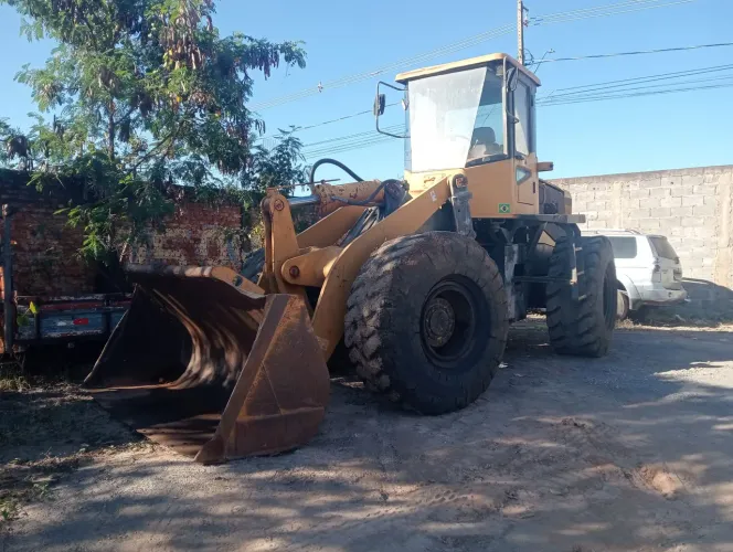 Par carregadeira 947h 13.5 toneladas motor Cummins série b toda mecânica