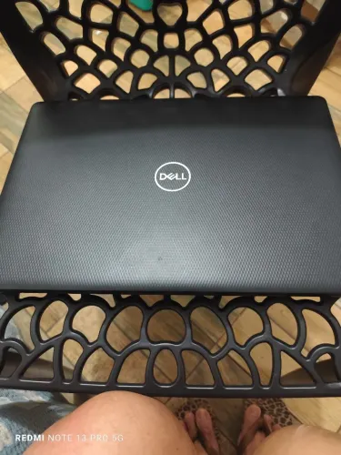Notebook Dell c/ carregador 500 reais