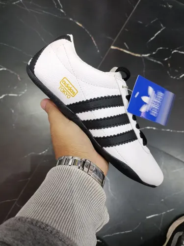 Tênis Adidas Tokio