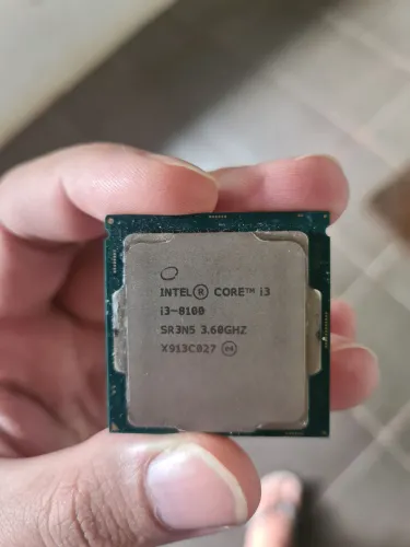 Vendo ou troco i3 de 8 geração 